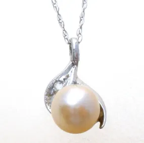 14K White Gold Pearl & Diamond Necklace 18"