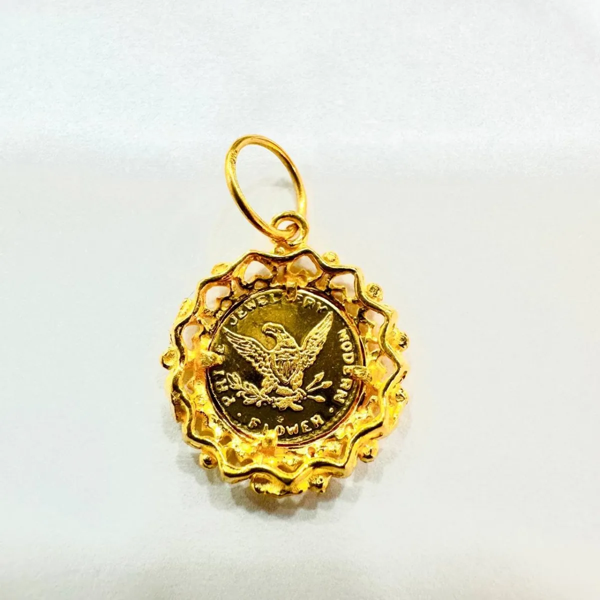 22k / 916 Gold Queen Coin Vintage design by Best Gold Shop