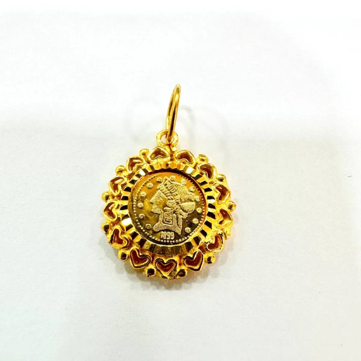 22k / 916 Gold Queen Coin Vintage design by Best Gold Shop