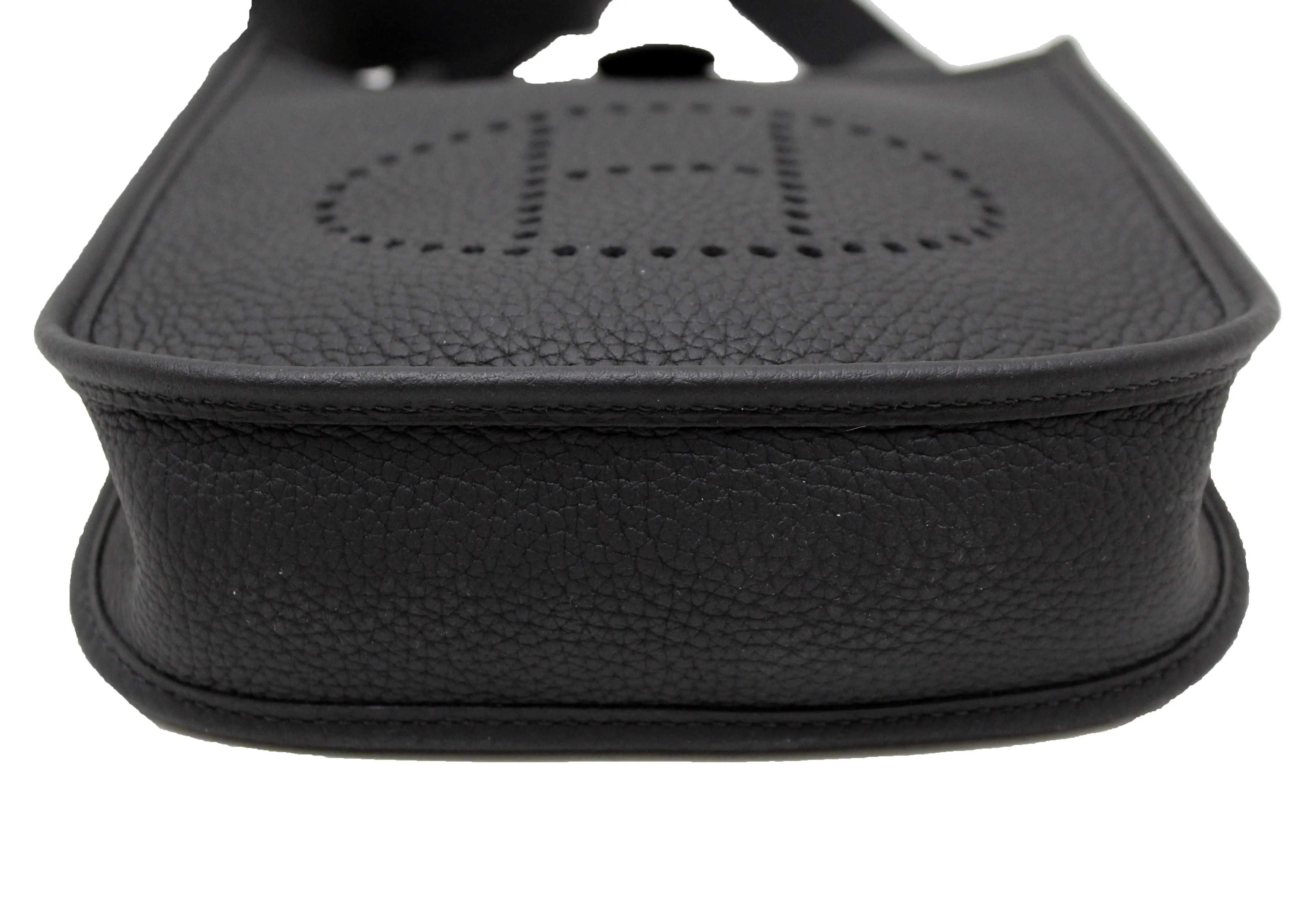 Authentic Hermes Black Clemence Leather Evelyne 16 Amazone Bag