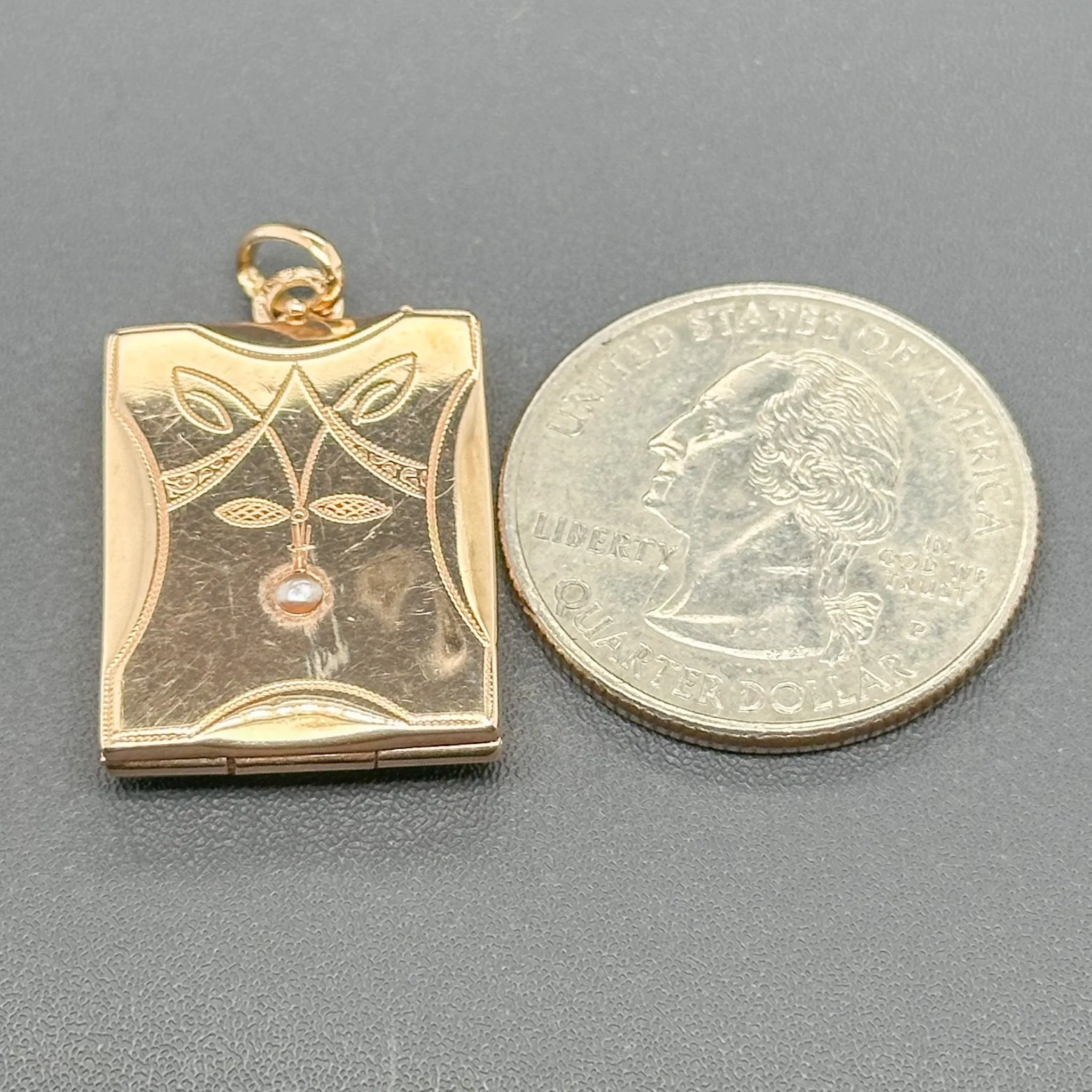 Estate 14K R Gold Victorian Book Locket Pendant