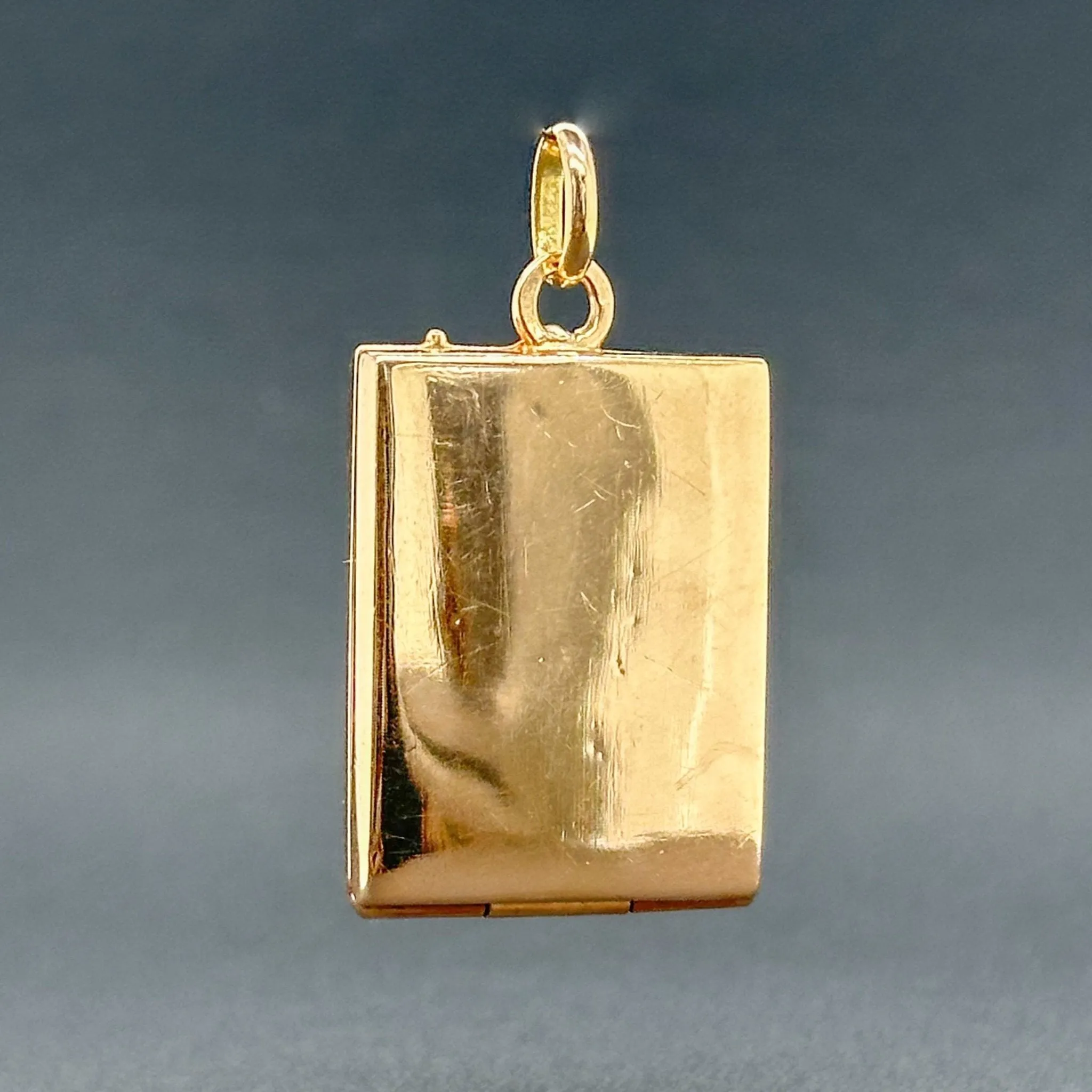 Estate 14K R Gold Victorian Book Locket Pendant