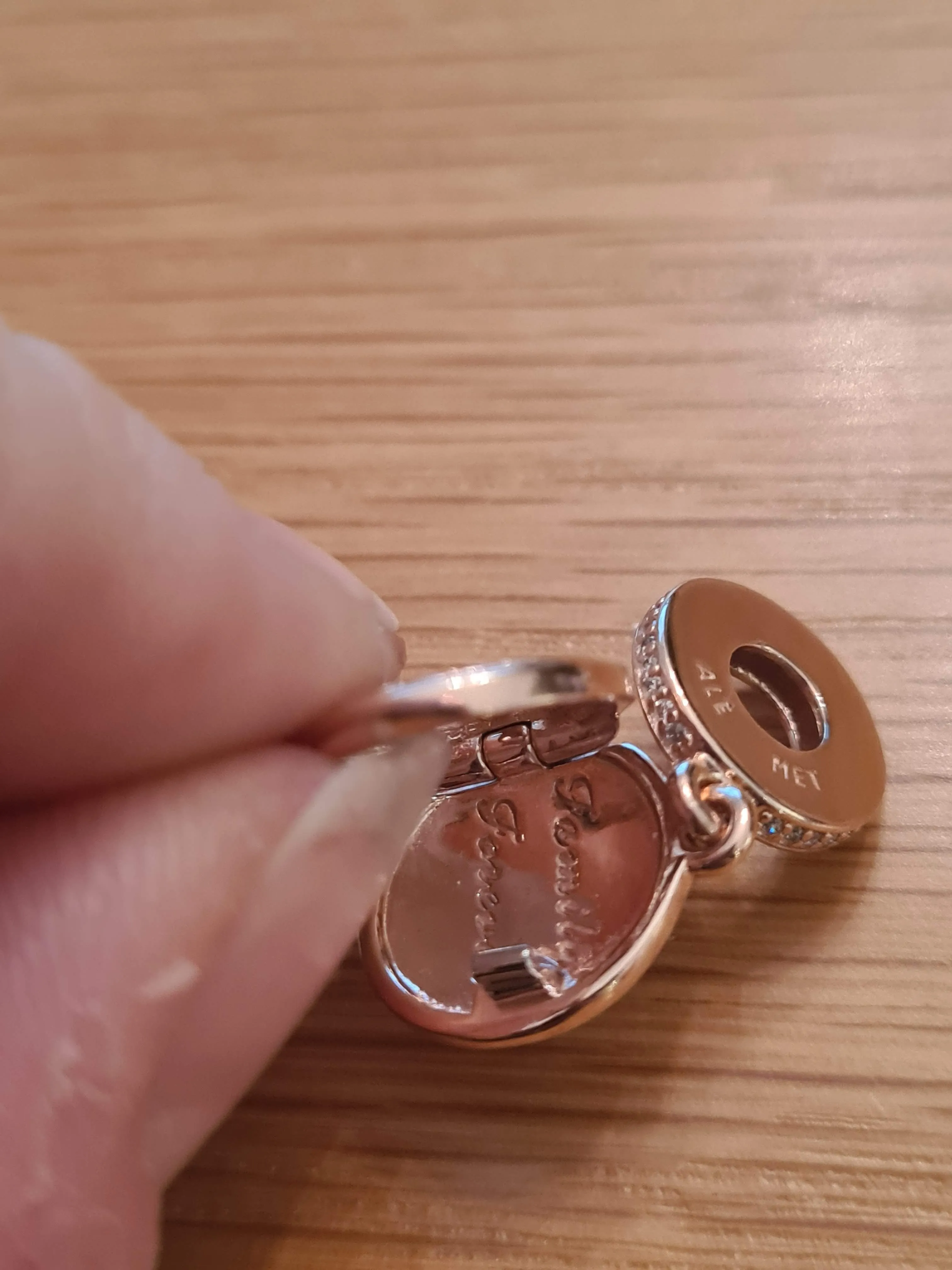 Genuine Pandora Brand New Rose Gold Family Tree Roots Forever Charm Pendant