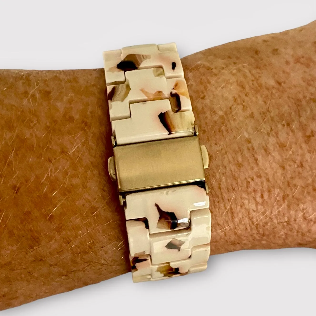 Google Pixel Resin Watchband With Rose Gold Adapters and Clasp