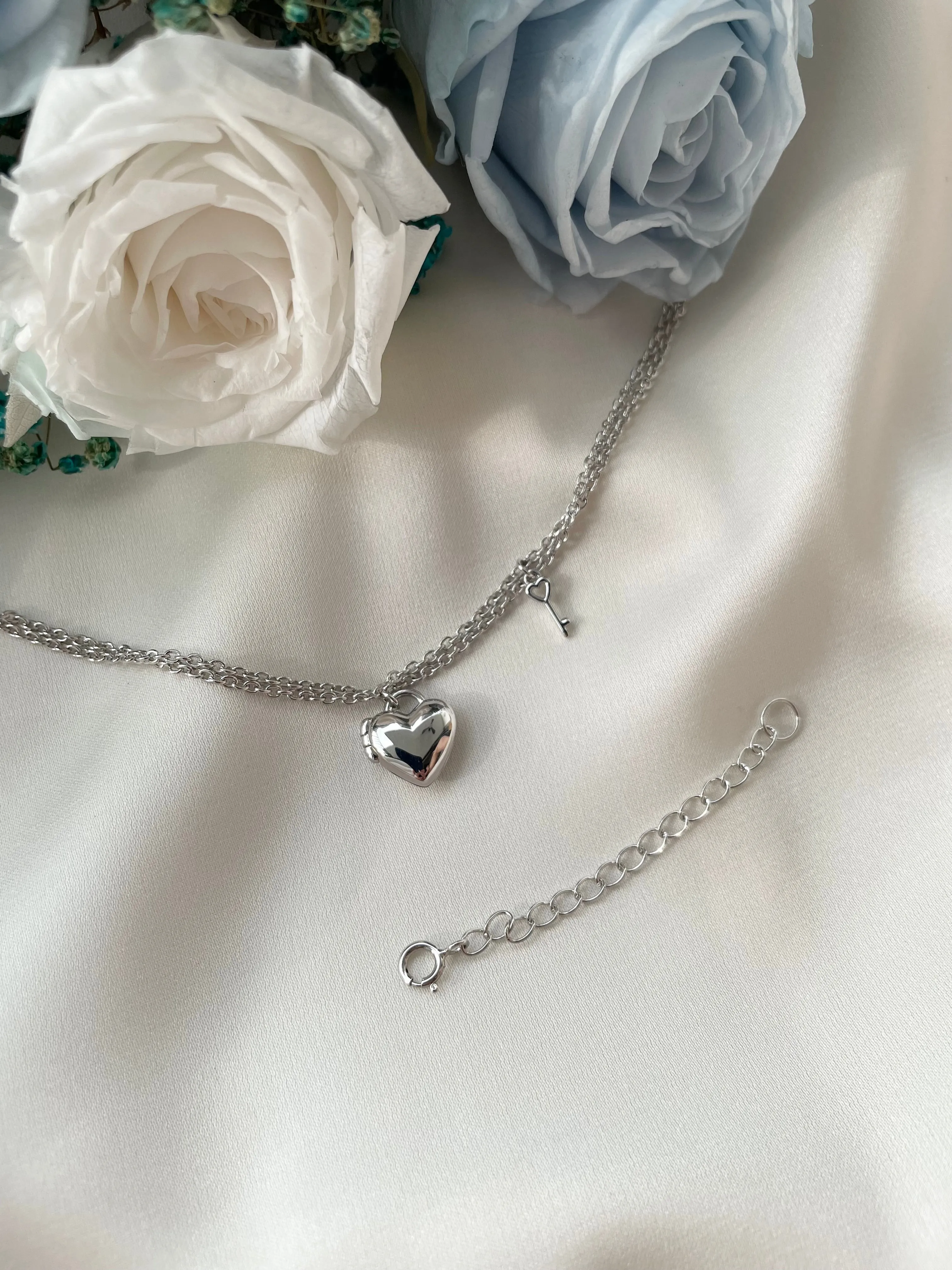 Heart Padlock Bracelet (Cable Chain) in Silver