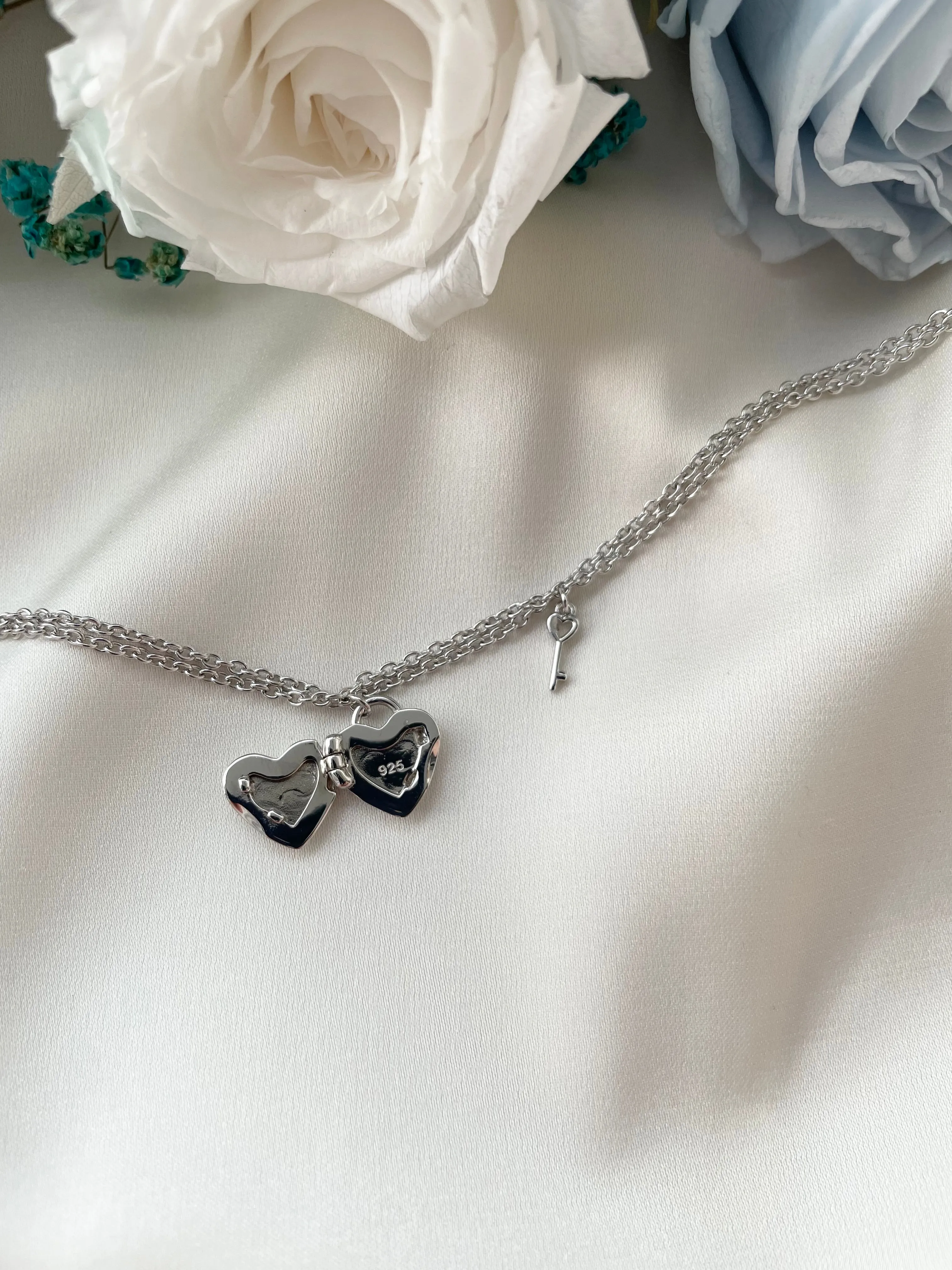Heart Padlock Bracelet (Cable Chain) in Silver