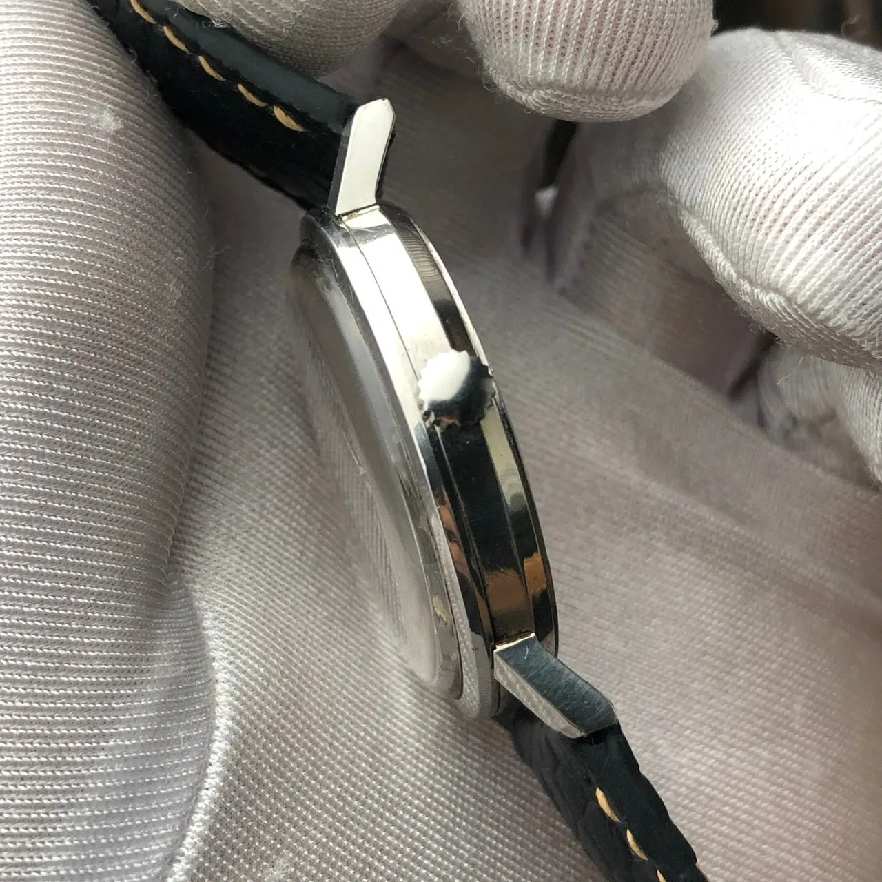 LONGINES ULTRA-CHRON AUTOMATIC REF. 8383-1