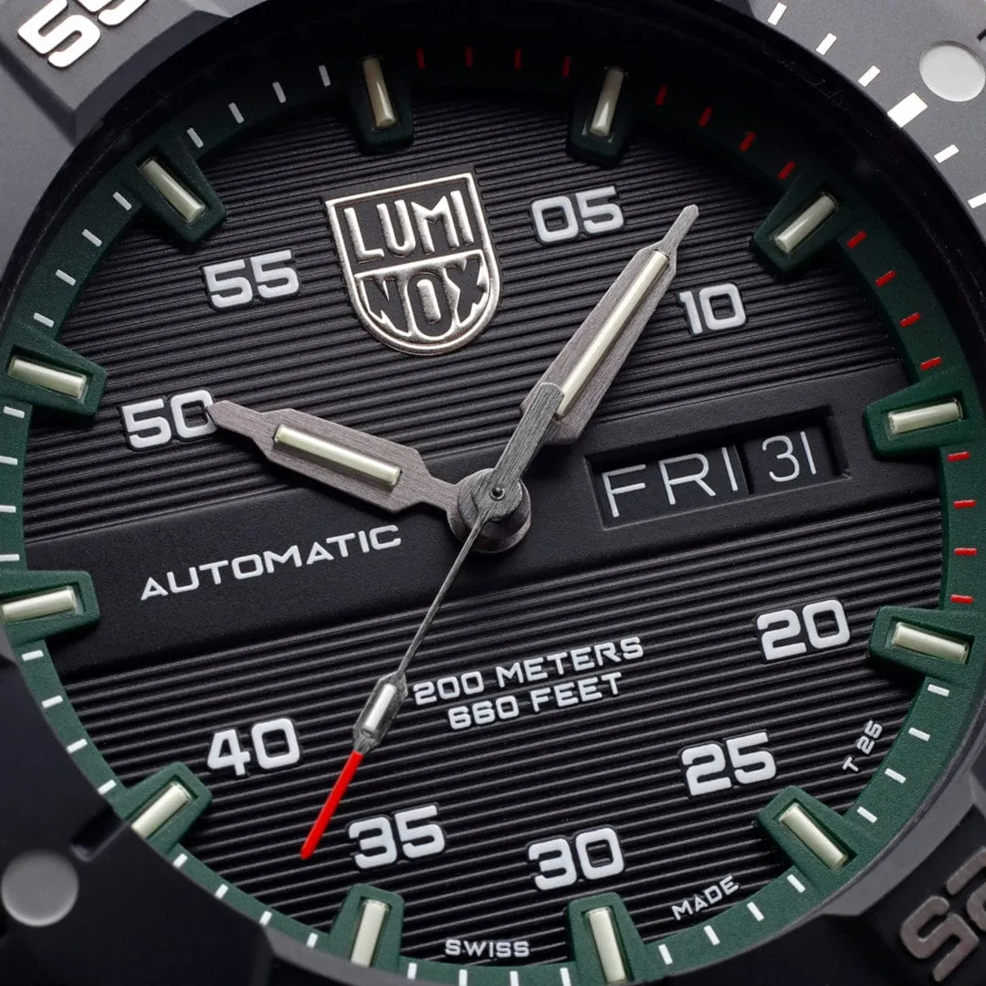 Luminox Master Carbon SEAL Automatic Green Watch XS.3877