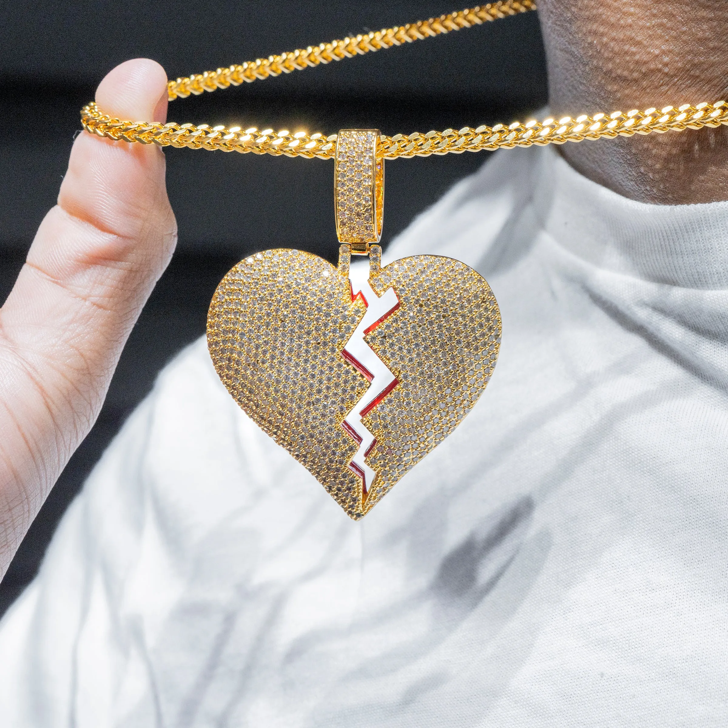 Mens Gold Heart Necklace | Appx. 38.5 Grams