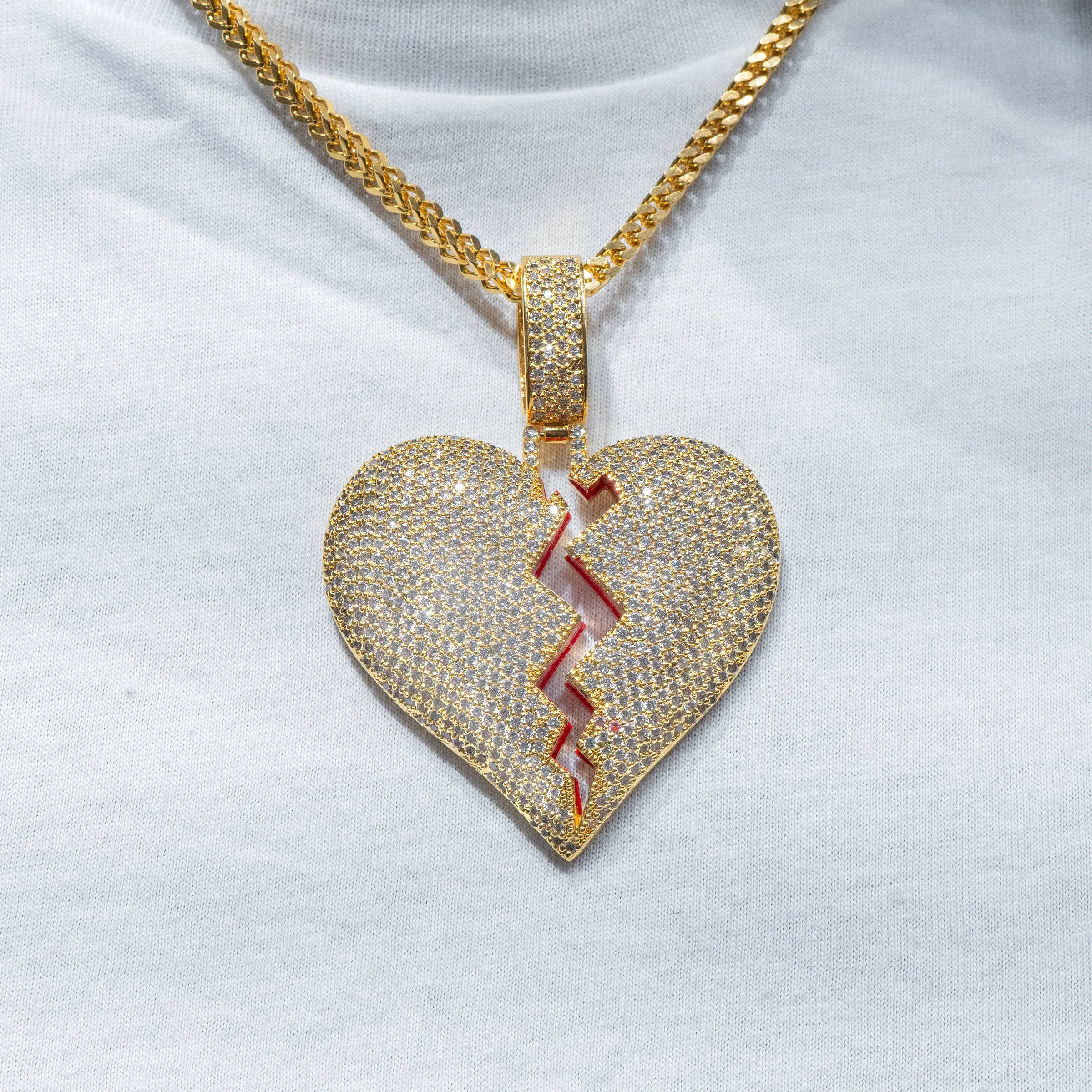 Mens Gold Heart Necklace | Appx. 38.5 Grams