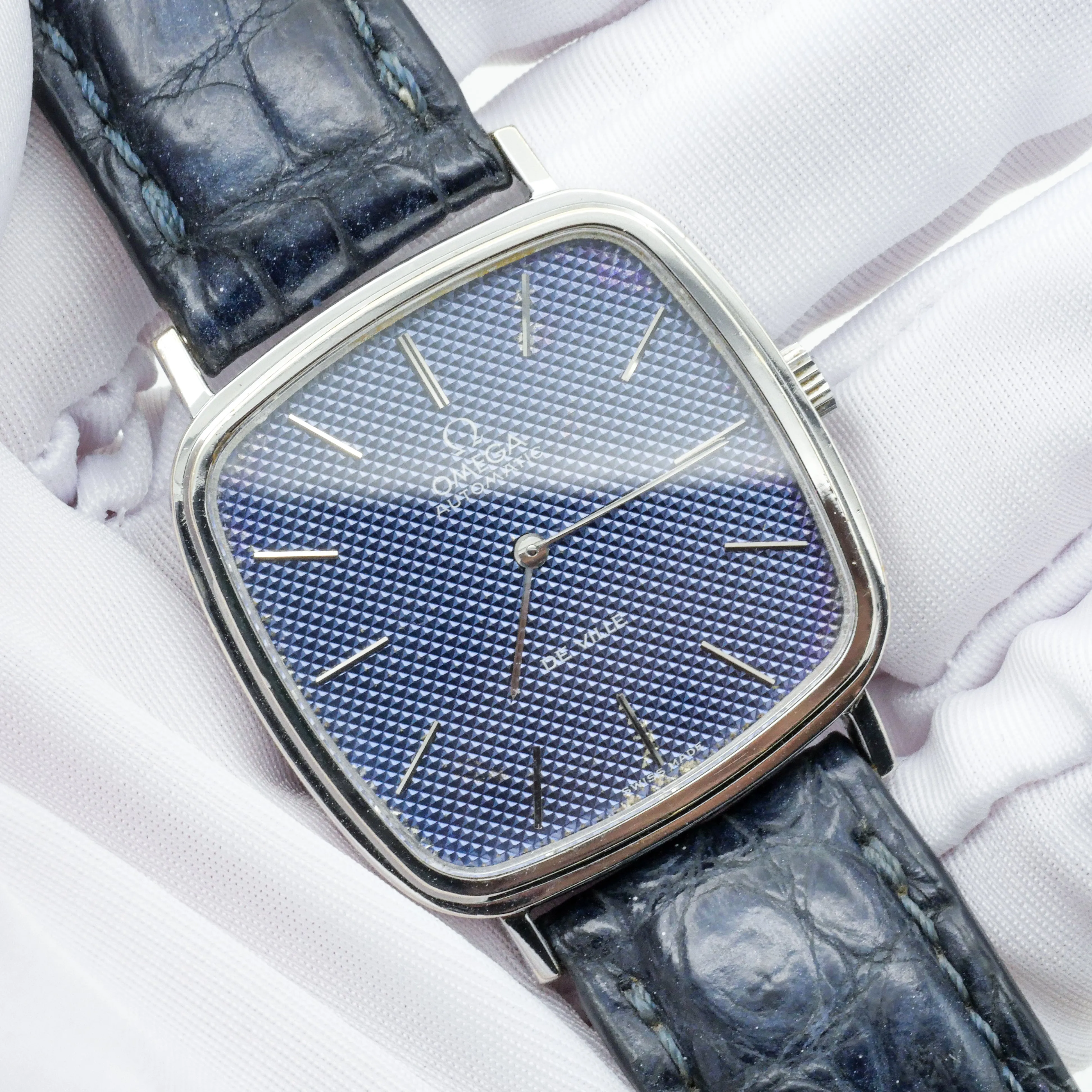 OMEGA DE VILLE AUTOMATIC PATTERN DIAL REF. 151.0045