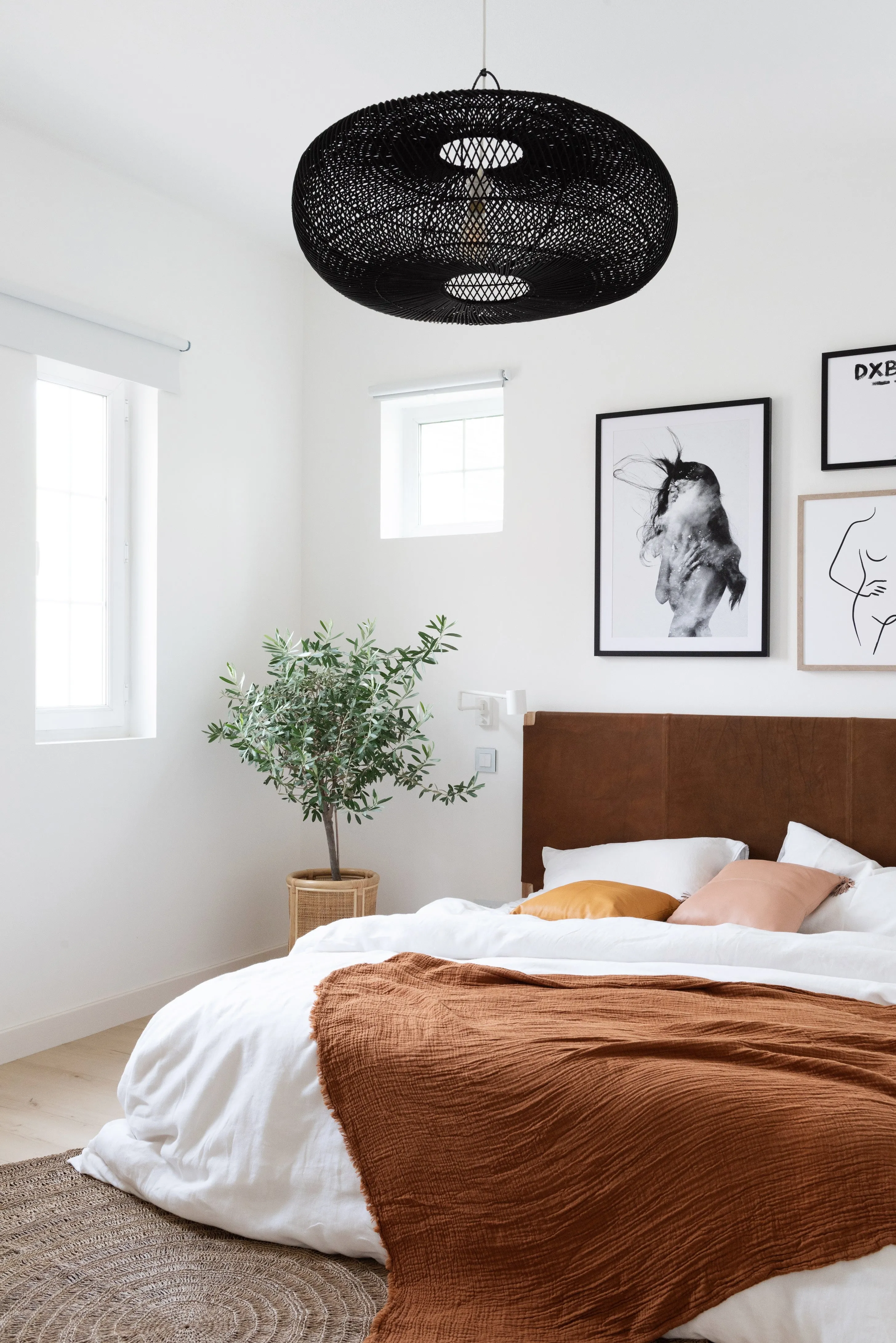 Rattan Sphere Pendant Light Black