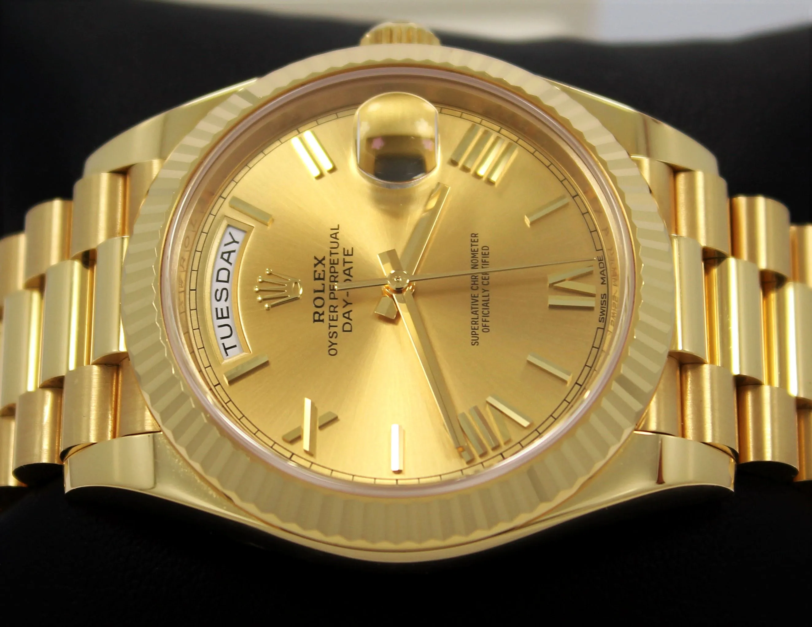 Rolex Oyster Perpetual Day-Date 40 228238 CHPRP UNWORN