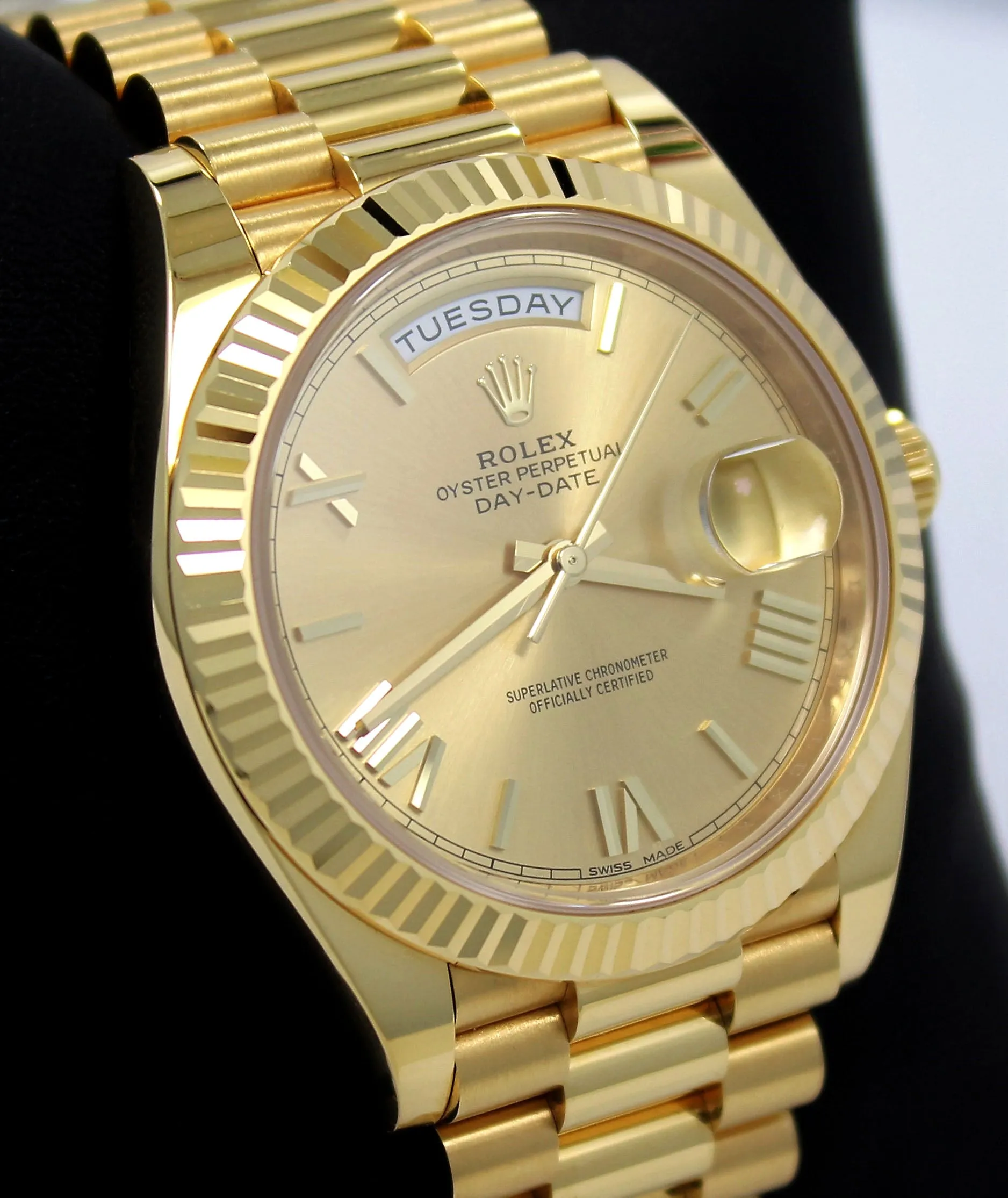 Rolex Oyster Perpetual Day-Date 40 228238 CHPRP UNWORN