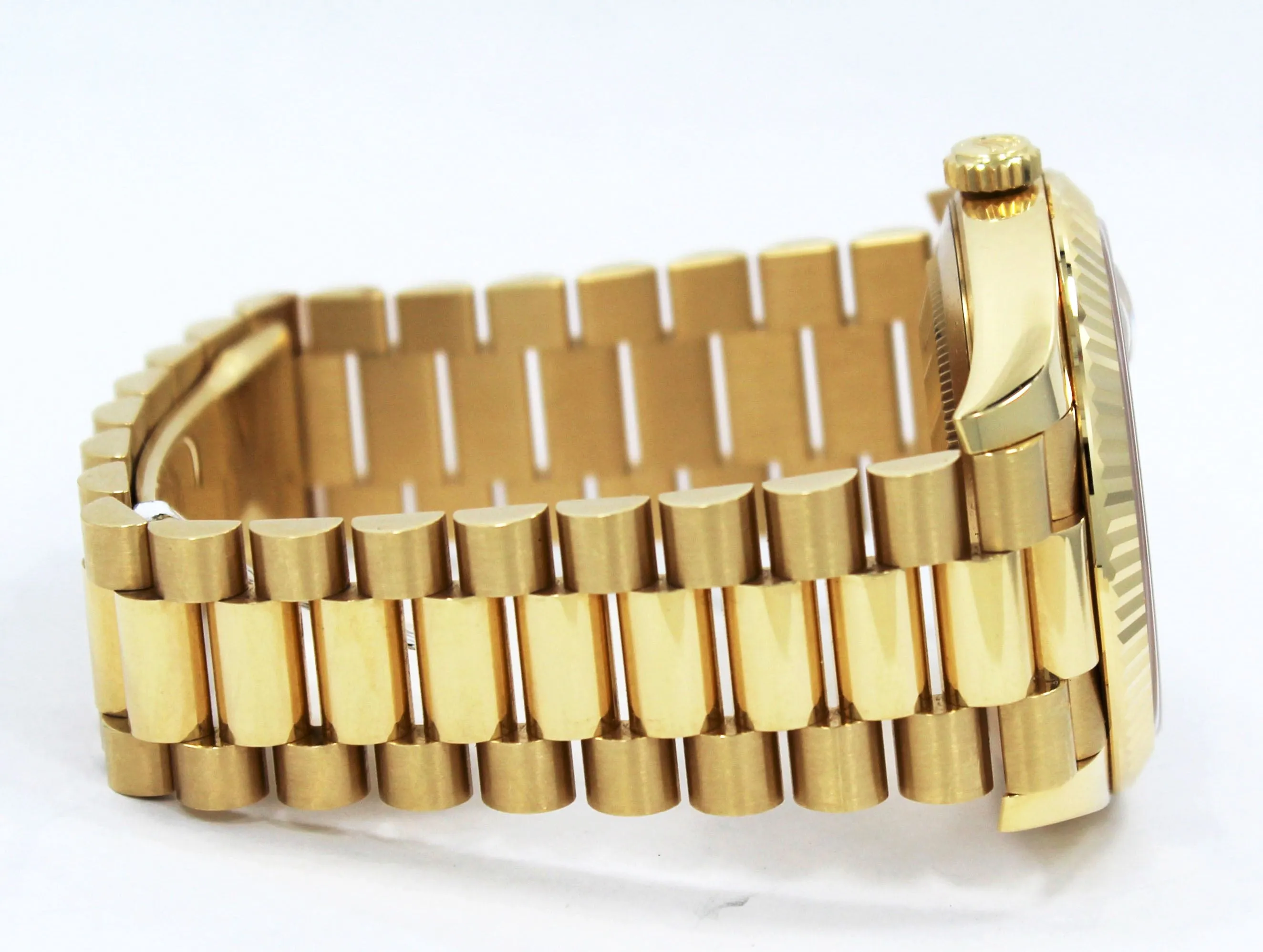 Rolex Oyster Perpetual Day-Date 40 228238 CHPRP UNWORN