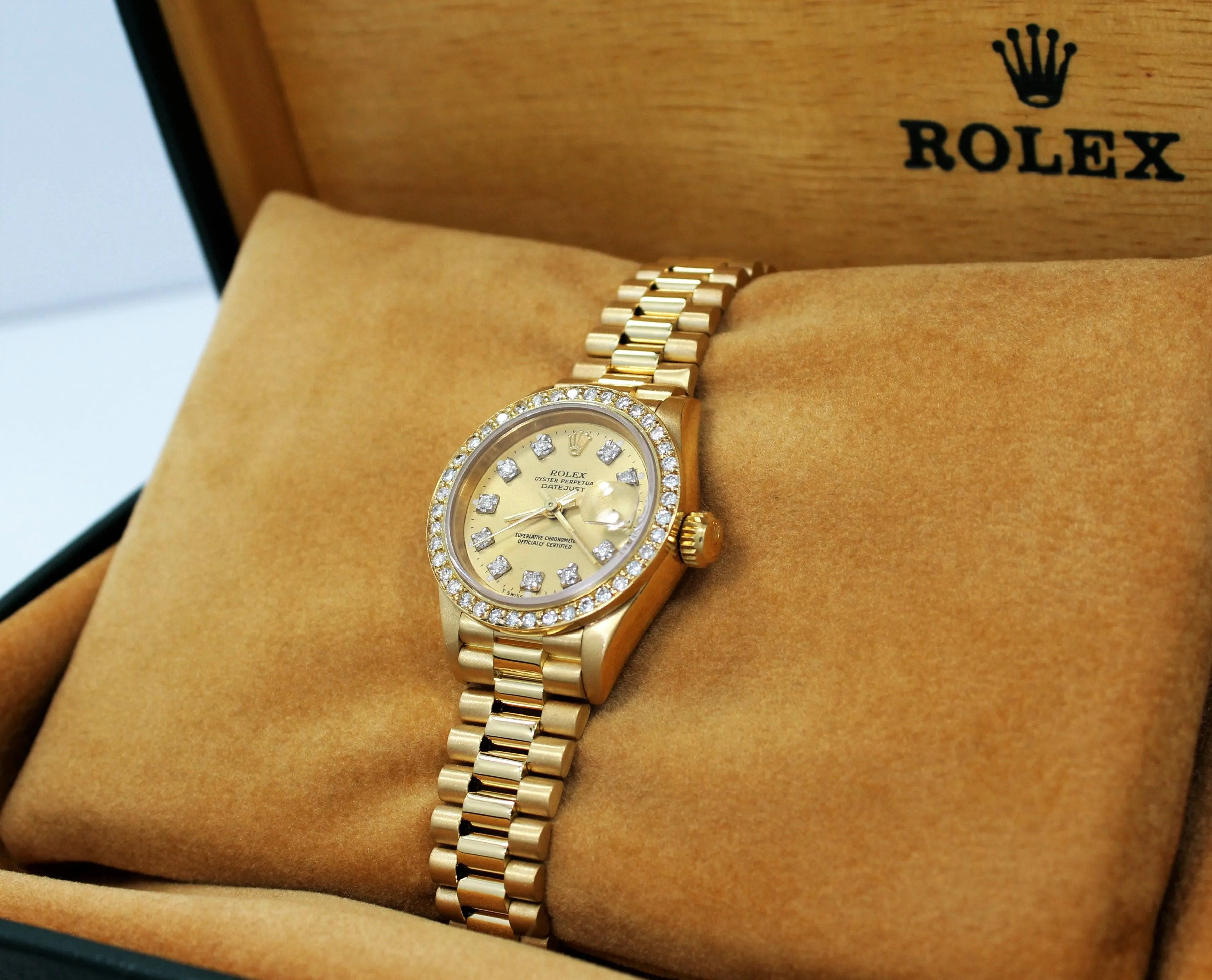 Rolex President 69178 Datejust 18K Yelow Gold 1.05CT Diamond Bezel Dial Watch