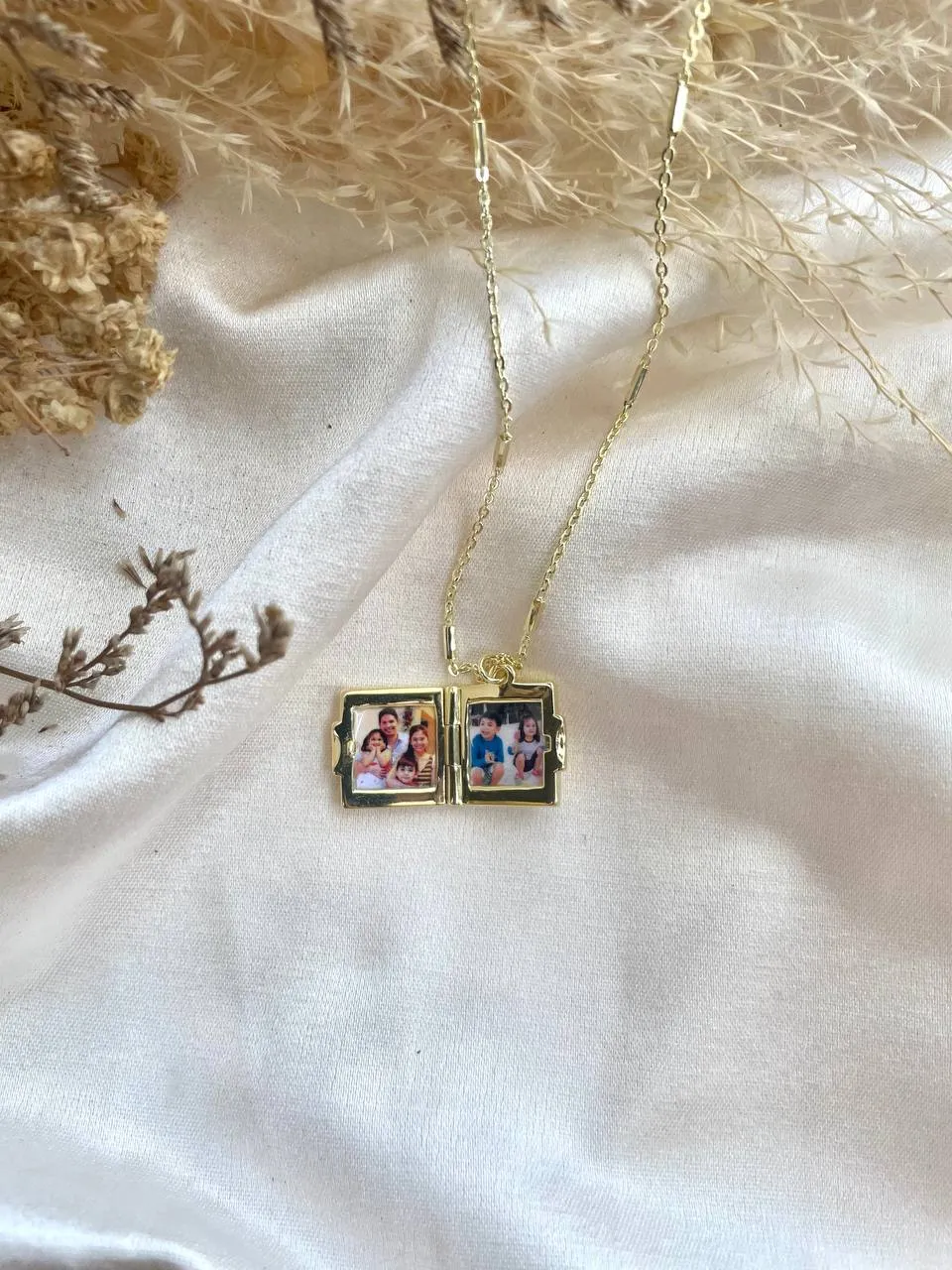 Square Locket In Gold Vermeil