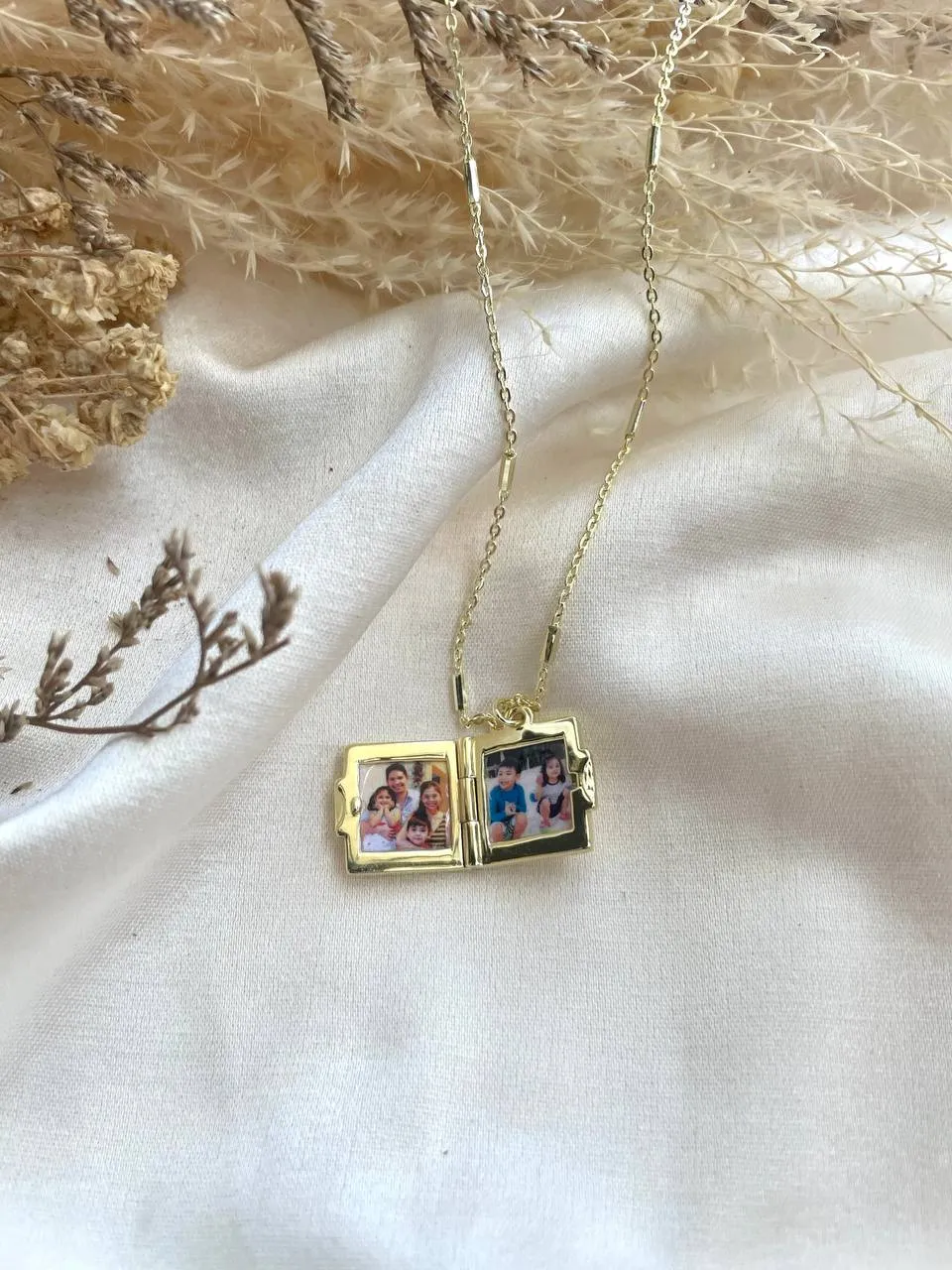 Square Locket In Gold Vermeil