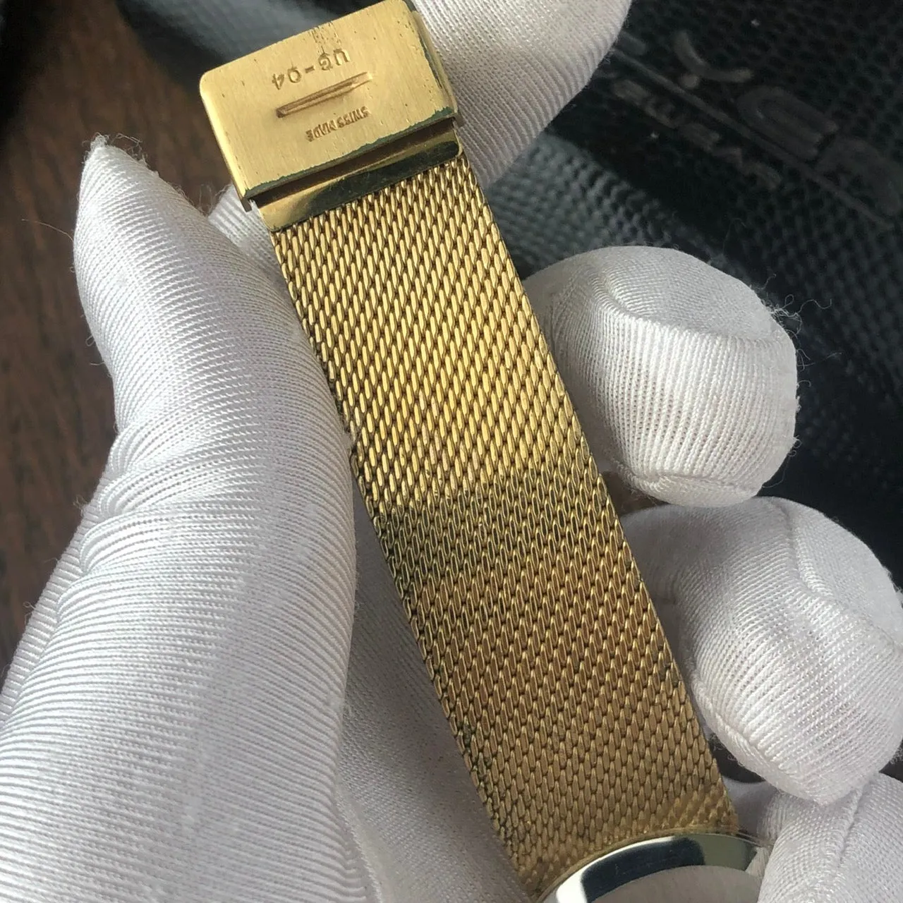 UNIVERSAL GENÈVE MICROTOR GILT SHADOW AUTOMATIC 10 MICRONS GOLD PLATING REF. 566051