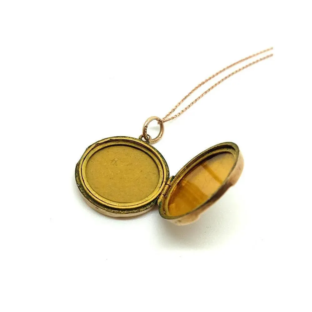 Victorian (1837-1901) Antique Rose Gold Round Locket